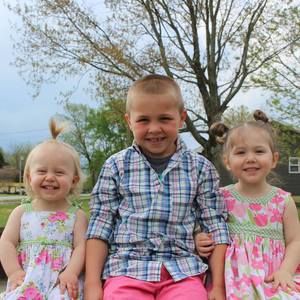 Meet your Posher, April